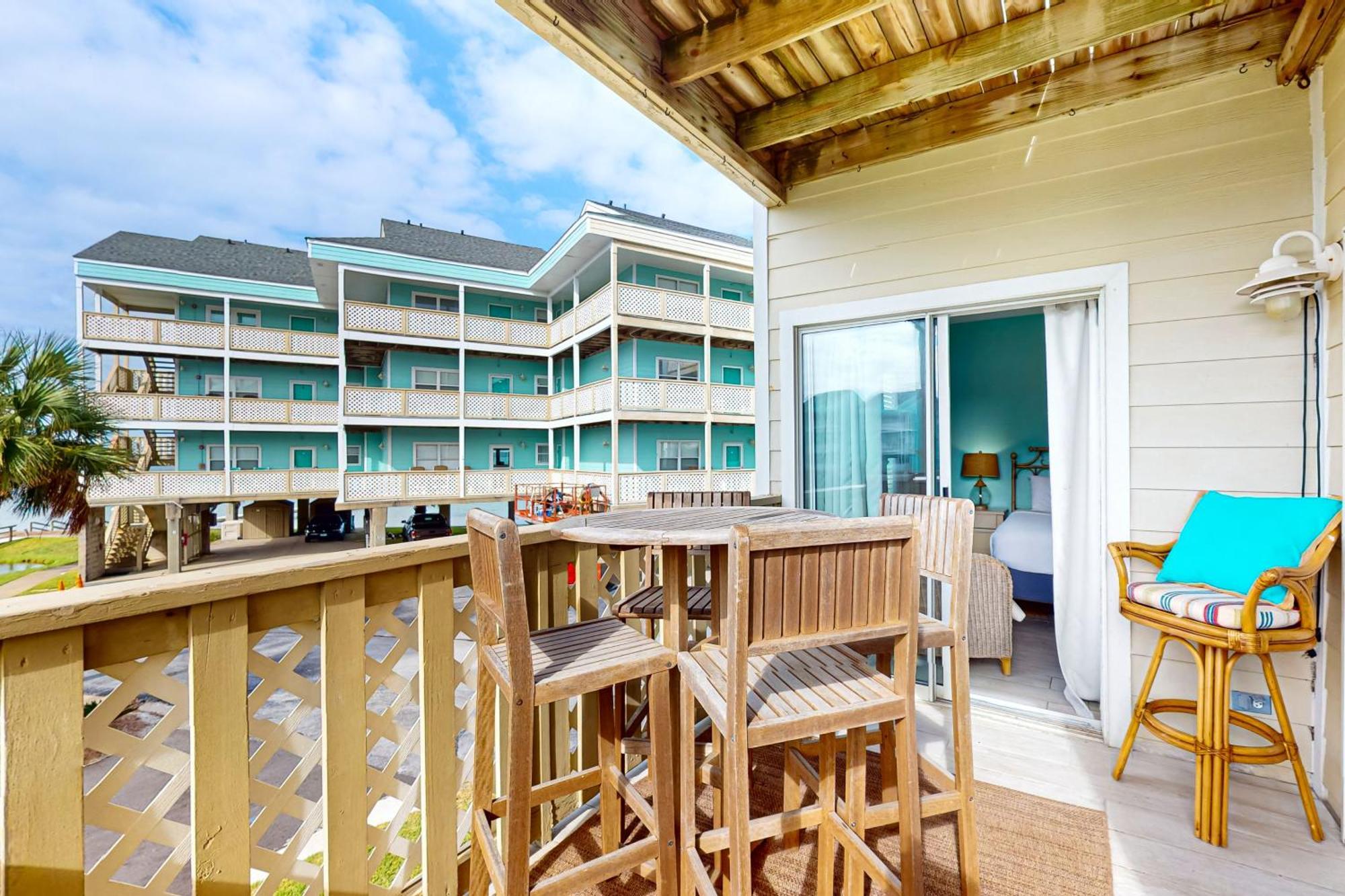 Apartment Baywatch F4